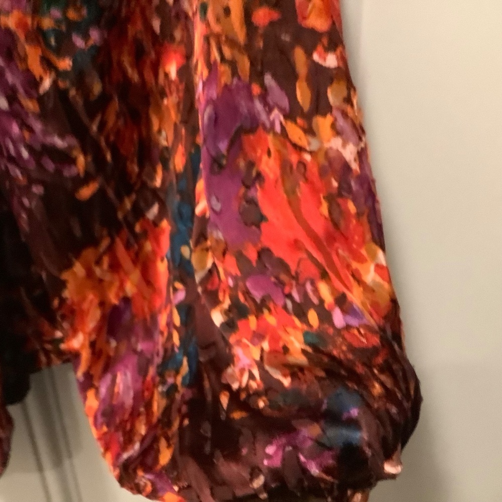 Watercolor Burnout Rayon/Silk/Polyester Blend Balloon Sleeve L Blouse - Picture 10 of 14